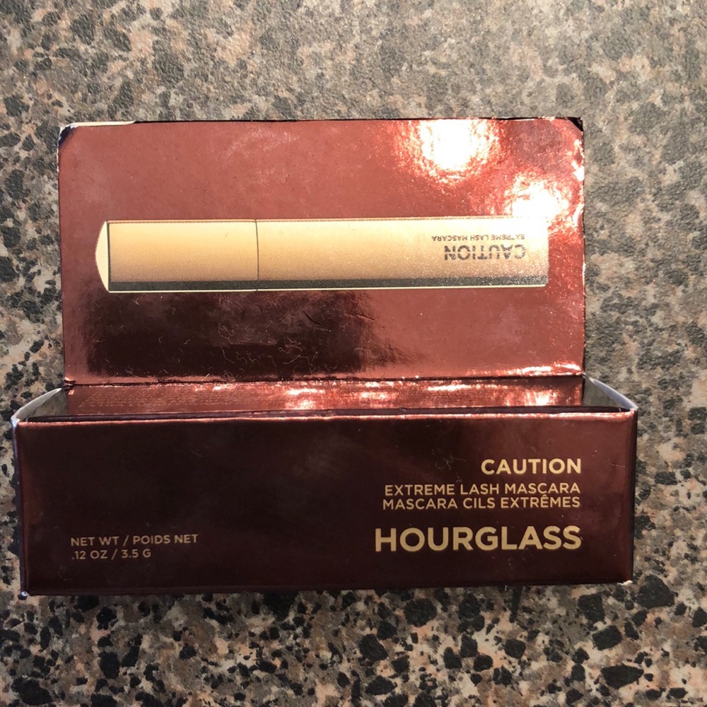 Hourglass caution extreme mascara, trial size